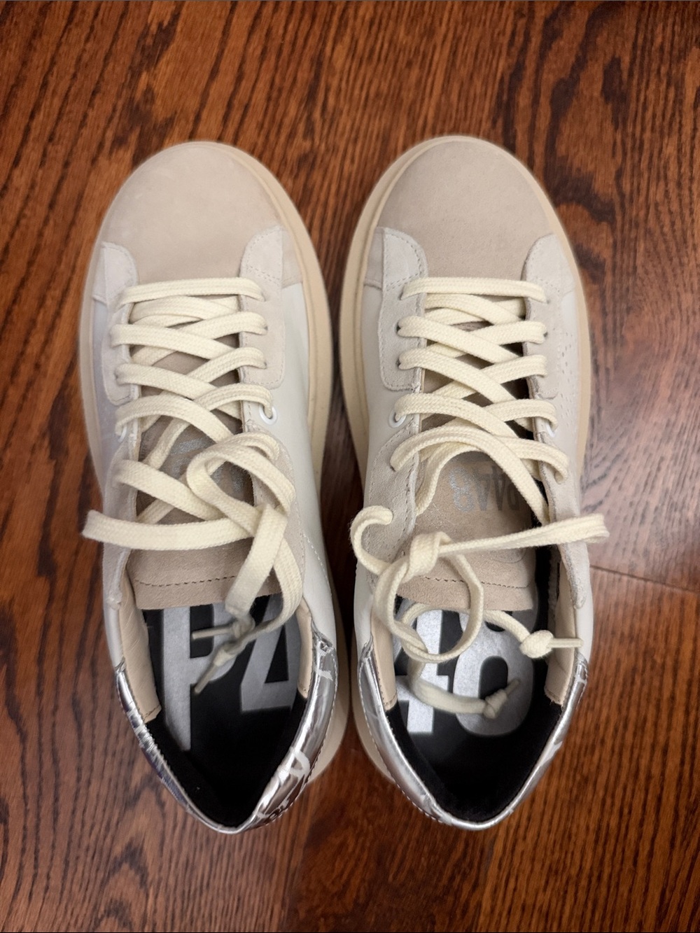 P448 women Cream Sneakers with Silver Heel Tab NWT
